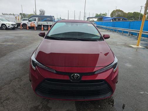 Pearl 2025 Toyota Corolla LE