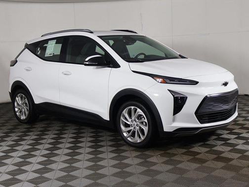 Summit White 2023 Chevrolet Bolt EUV FWD LT