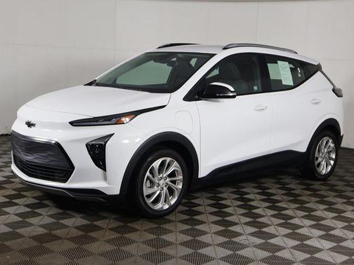 Summit White 2023 Chevrolet Bolt EUV FWD LT