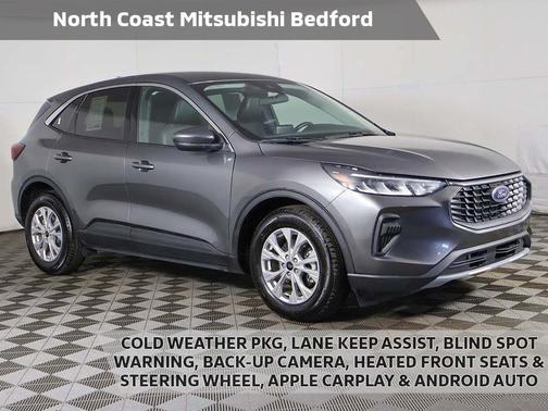 Carbonized Gray Metallic 2023 Ford Escape Active