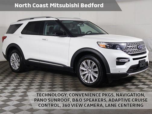 Star White Metallic Tri-Coat 2022 Ford Explorer Limited
