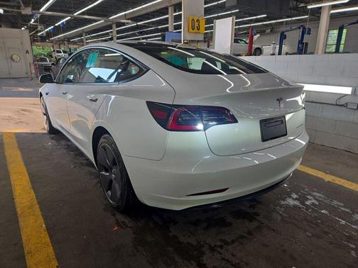 Pearl White Multi-Coat 2023 Tesla Model 3 Long Range