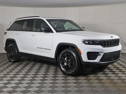 2024 Jeep Grand Cherokee Altitude