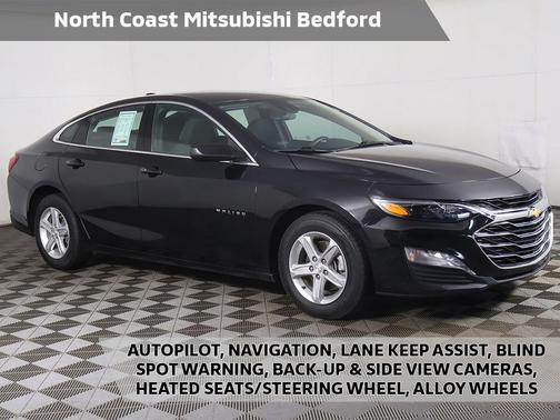 Mosaic Black Metallic 2024 Chevrolet Malibu FWD 1LT