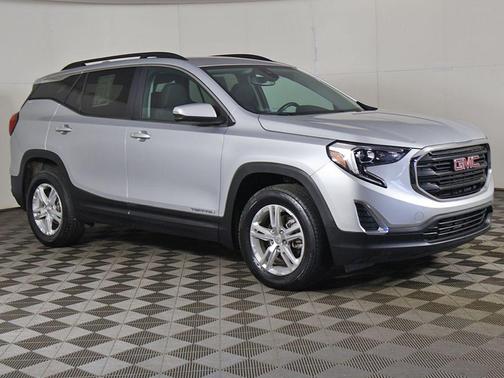 Quicksilver Metallic 2021 GMC Terrain SLE