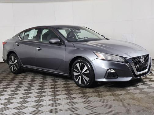 Gun Metallic 2021 Nissan Altima 2.5 SV