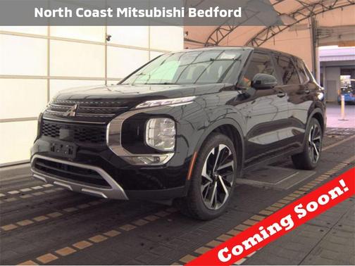 2024 Mitsubishi Outlander SE Black Edition S-AWC