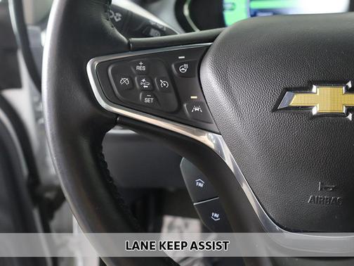 Summit White 2017 Chevrolet Bolt EV Premier