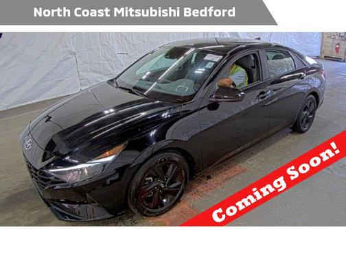 Onyx Black 2023 Hyundai ELANTRA SEL