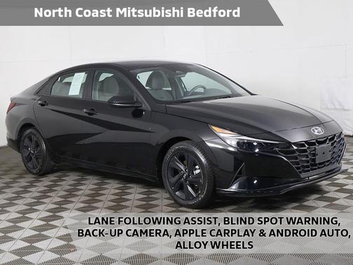 Onyx Black 2023 Hyundai ELANTRA SEL