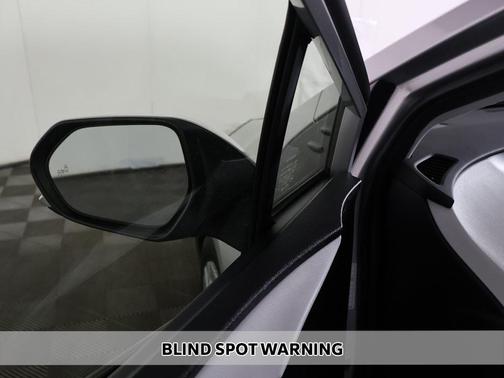 2022 Toyota Prius LE