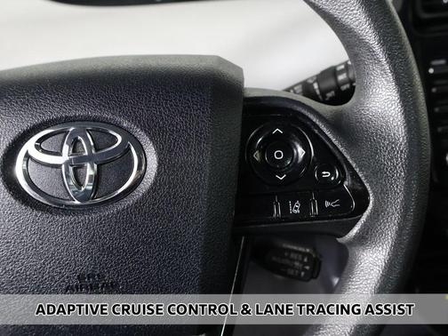 2022 Toyota Prius LE