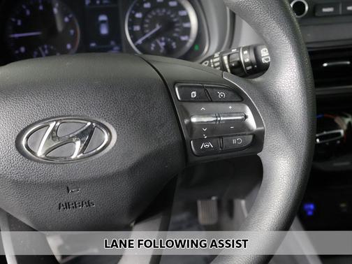 Lunar White 2023 Hyundai KONA SEL