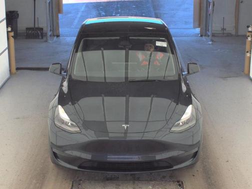 2024 Tesla Model Y Long Range Dual Motor All-Wheel Drive