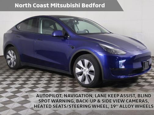 Deep Blue Metallic 2023 Tesla Model Y Long Range Dual Motor All-Wheel Drive