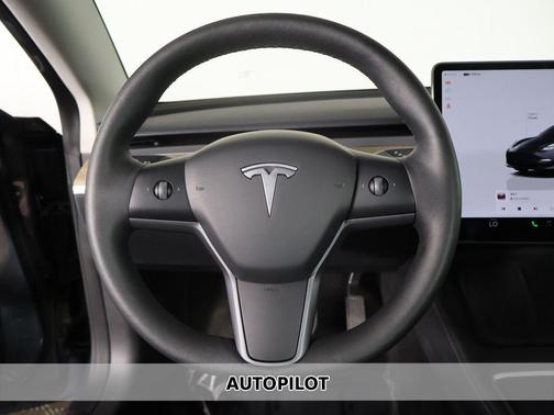 Gray 2023 Tesla Model 3 Standard Range