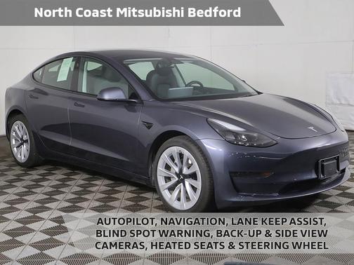 Gray 2023 Tesla Model 3 Standard Range