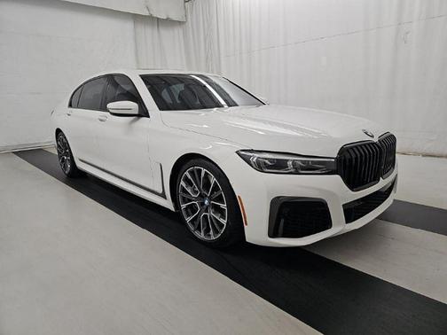 2022 BMW 750 i xDrive