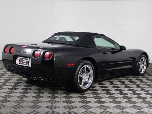 2002 Chevrolet Corvette Base