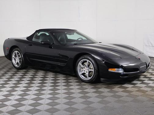 2002 Chevrolet Corvette Base