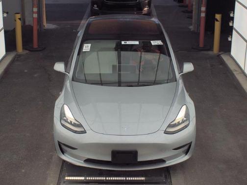 Silver 2018 Tesla Model 3 Long Range