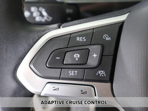 Deep Black 2023 Volkswagen Tiguan 2.0T SE R-Line Black