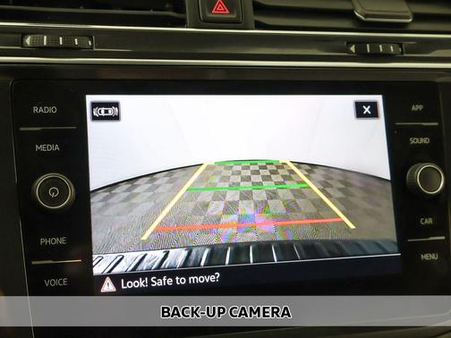 Deep Black 2023 Volkswagen Tiguan 2.0T SE R-Line Black