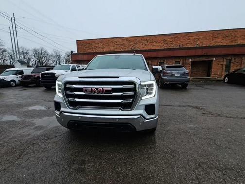 2022 GMC Sierra 1500 SLE