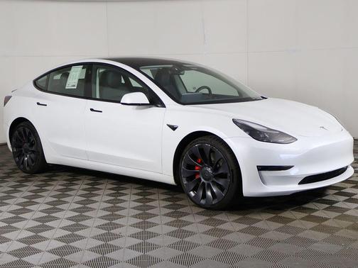 Pearl White Multi-Coat 2023 Tesla Model 3 Performance