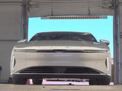 Quantum Gray Metallic 2023 Lucid Air Grand Touring