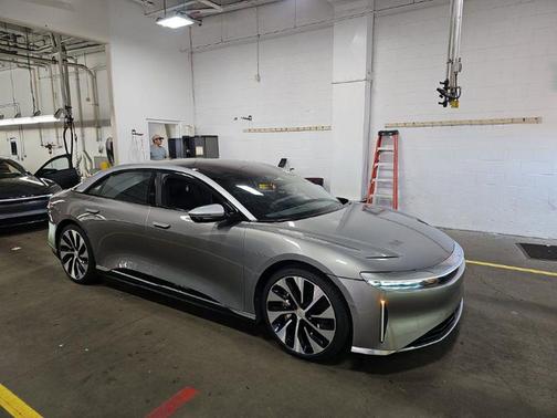 Quantum Gray Metallic 2023 Lucid Air Grand Touring