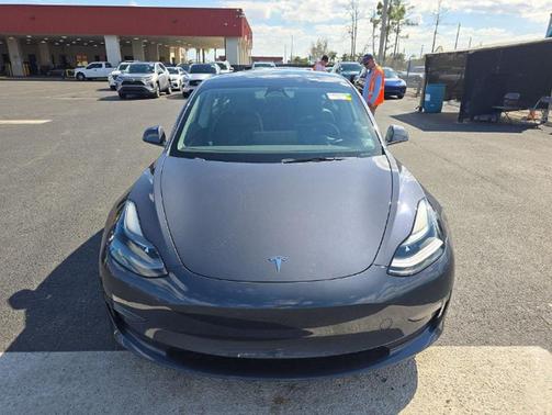 2023 Tesla Model 3 Standard Range