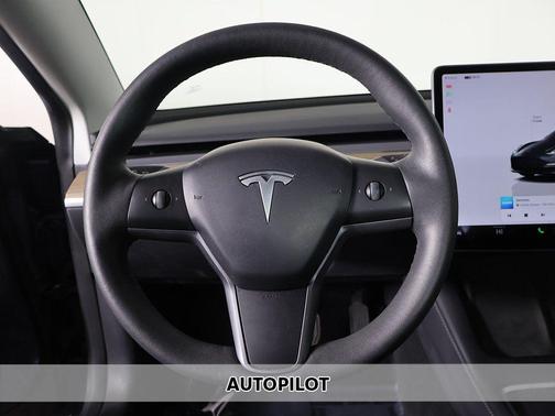 Midnight Silver Metallic 2023 Tesla Model 3 Standard Range