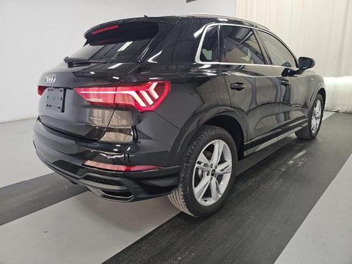 Mythos Black Metallic 2023 Audi Q3 45 S line Premium Plus