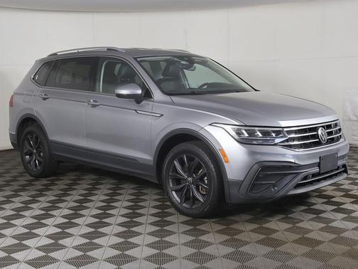 Silver Metallic 2022 Volkswagen Tiguan 2.0T SE 4MOTION