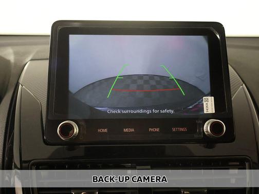 Labrador Black Pearl 2026 Mitsubishi Eclipse Cross LE
