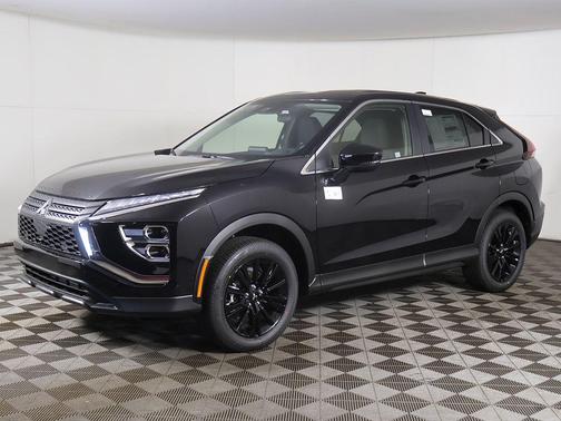 Labrador Black Pearl 2026 Mitsubishi Eclipse Cross LE