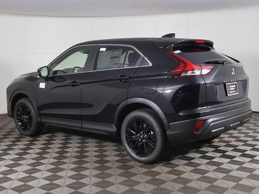 Labrador Black Pearl 2026 Mitsubishi Eclipse Cross LE