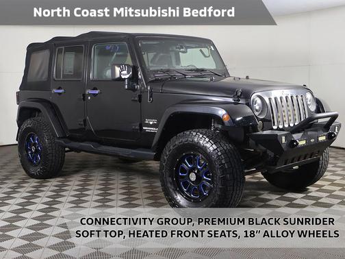 Black Clearcoat 2016 Jeep Wrangler Unlimited Sahara