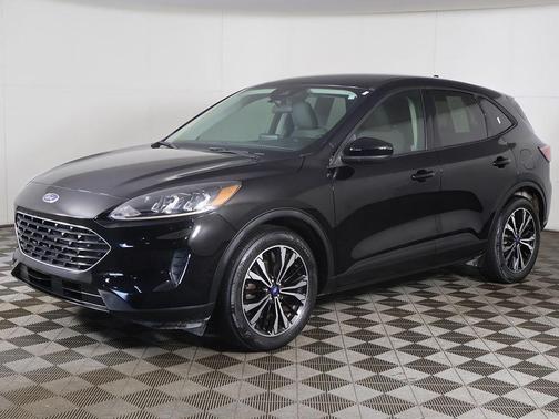 Agate Black Metallic 2022 Ford Escape SE