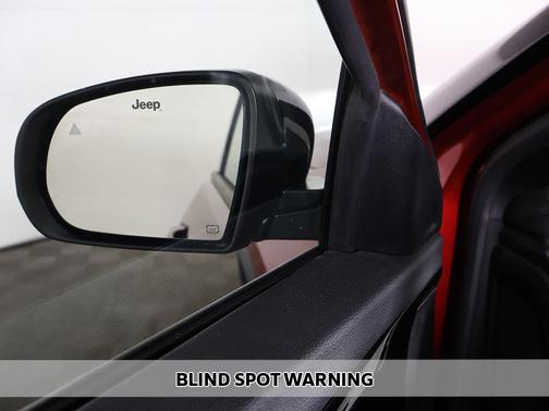 Red Hot Pearlcoat 2025 Jeep Compass Limited