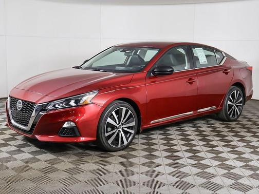 Scarlet Ember Tintcoat 2022 Nissan Altima SR Intelligent AWD
