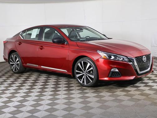 Scarlet Ember Tintcoat 2022 Nissan Altima SR Intelligent AWD