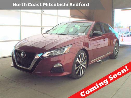 Scarlet Ember Tintcoat 2022 Nissan Altima SR Intelligent AWD