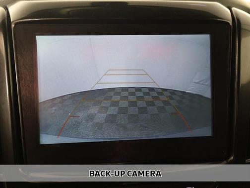 Pepperdust Metallic 2018 Chevrolet Traverse LT Cloth