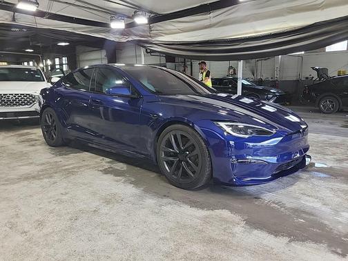 2023 Tesla Model S Plaid