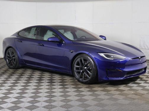 2023 Tesla Model S Plaid