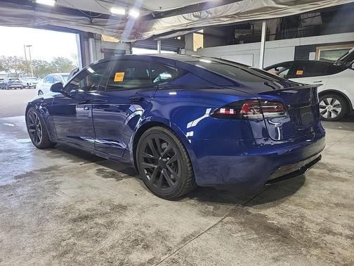 2023 Tesla Model S Plaid