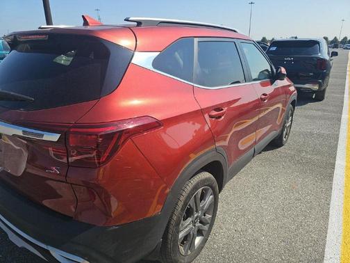 2021 Kia Seltos S