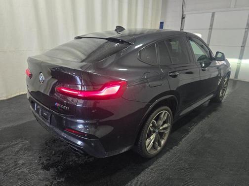 2021 BMW X4 M40i